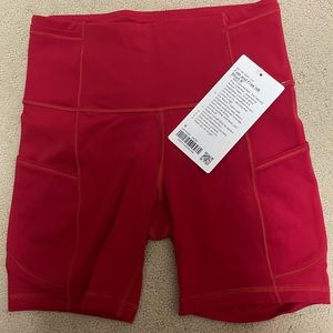 NWT Fast and Free High-Rise Short 6", size 4, Dark Red